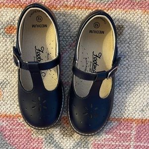 Footmates navy shoes